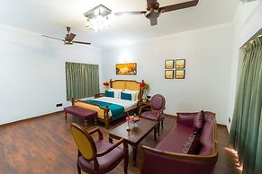 Casa Mog by Meraden