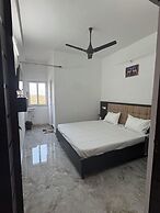 Satyamev Grand Inn