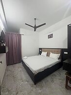 Satyamev Grand Inn