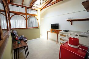 Derya Guest House