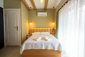 Derya Guest House