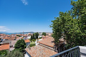 Derya Guest House