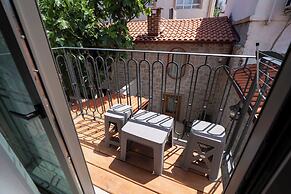 Derya Guest House