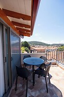 Derya Guest House