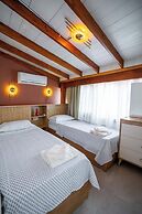 Derya Guest House