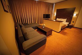HOTEL AURELIA