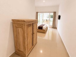 Hotel Lilis Ikvala Radha Canggu