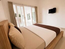 Hotel Lilis Ikvala Radha Canggu