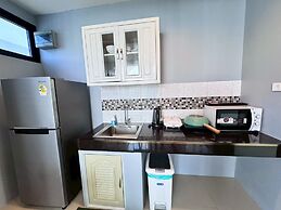 Larnthong Villas