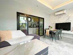 Larnthong Villas