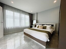 Larnthong Villas