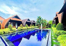 Hotel Lilis Aksito Akusara