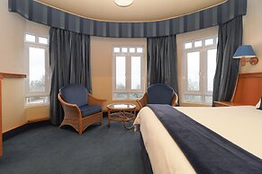 The Humewood Hotel