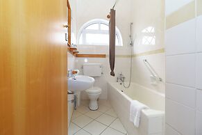 The Humewood Hotel