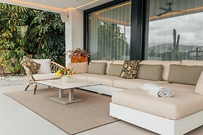 Modern Luxury Villa with Panoramic  View