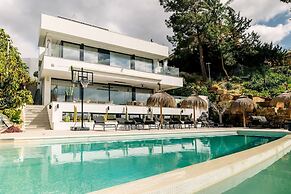 Modern Luxury Villa with Panoramic  View