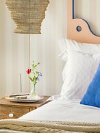 Al Porta Townhouse by Cadenzalux