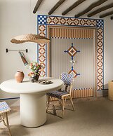 Al Porta Townhouse by Cadenzalux