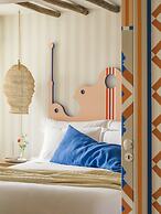 Al Porta Townhouse by Cadenzalux