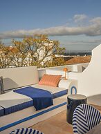 Al Porta Townhouse by Cadenzalux