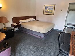 Algonquin Motor Lodge
