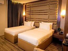 El Vistra Hotel