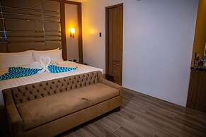 El Vistra Hotel