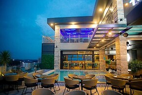 El Vistra Hotel