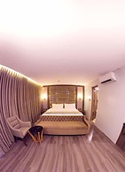 El Vistra Hotel
