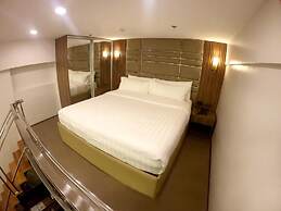 El Vistra Hotel