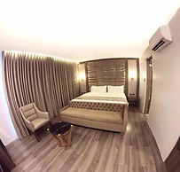 El Vistra Hotel