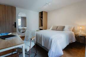Pranik Living Co-mmunity