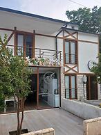 VILLA LINA LODGING HOUSE