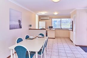 Apiwa Preston Beach Front Apartments