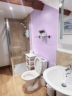 Ellies Guest House