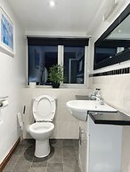 Ellies Guest House