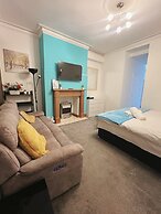 Ellies Guest House