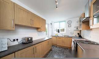 Spacious 4BR Newcastle Home Sleeps 7