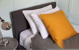 Spacious 4BR Newcastle Home Sleeps 7