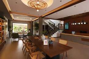 Boyu Xunguang Homestay