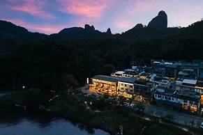 Boyu Xunguang Homestay