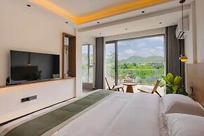 Boyu Xunguang Homestay