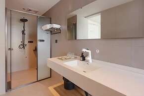 Boyu Xunguang Homestay