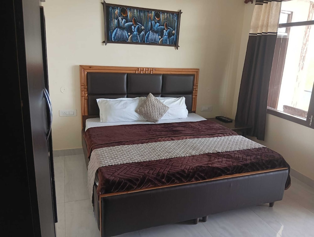 Pankaj Homestay