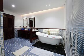 Vesta Boutique Rooftop Hotel