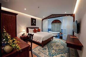 Vesta Boutique Rooftop Hotel