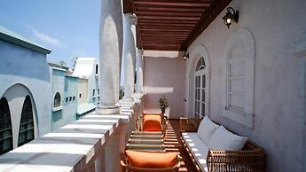 Vesta Boutique Rooftop Hotel