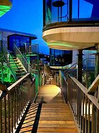 Sunny Eco-Hotel