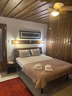 Akropolis Hotel