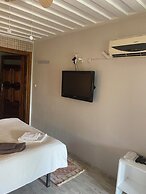 Akropolis Hotel